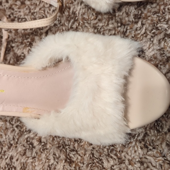 Lulu's Reluca ivory faux fur ankle strap high heel sandals - Picture 6 of 12